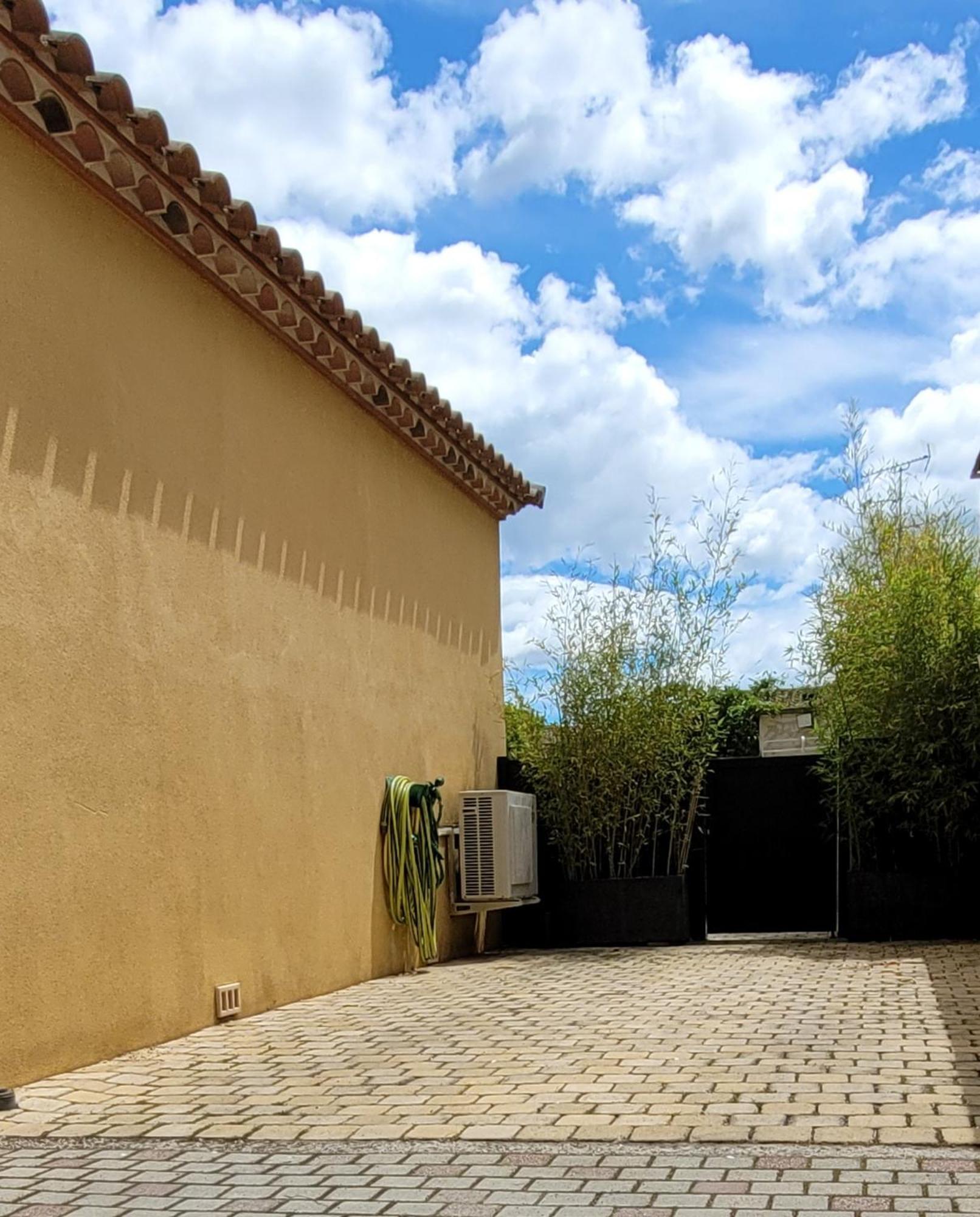Chez Valeric Appartement Lunel  Buitenkant foto